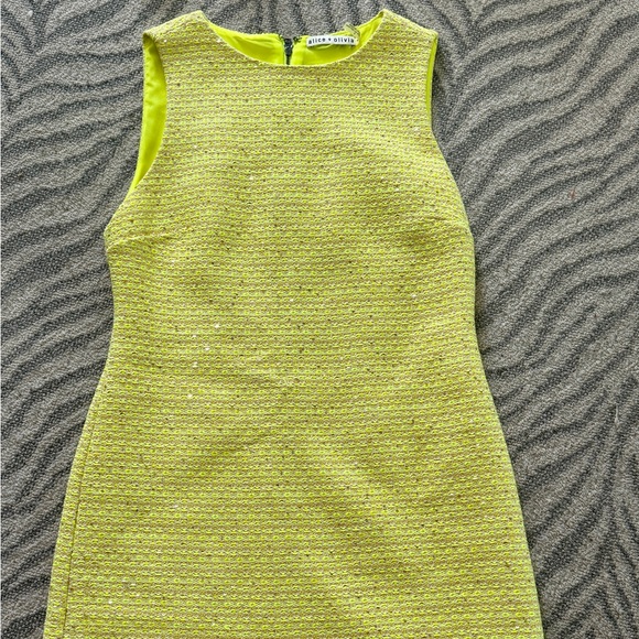 Alice + Olivia bright yellow Clyde Boucl Sequin Mini Dress size 6 - Picture 1 of 6
